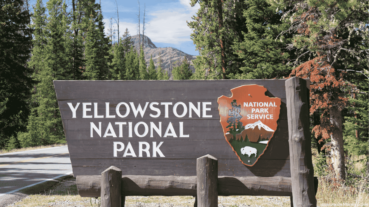 where to stay in yellowstone